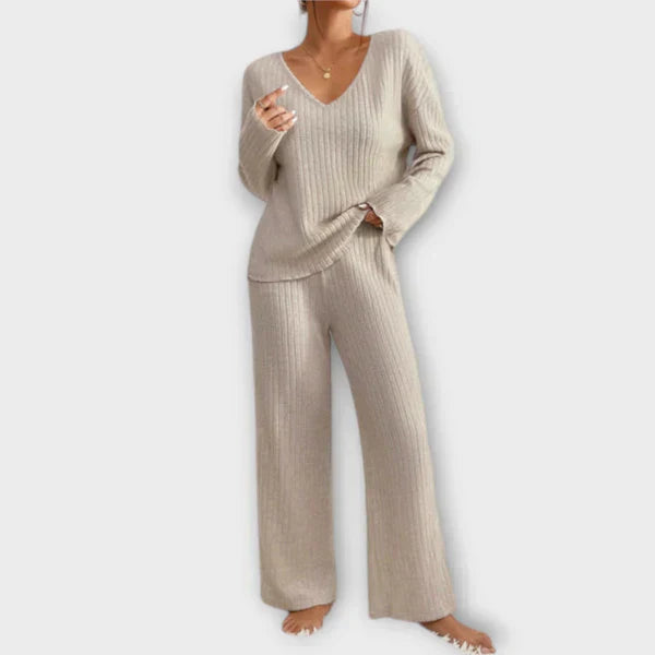 Ribbed Loungewear Set | Cozy and Stylish Outfit