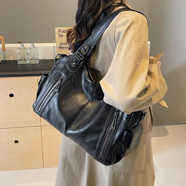 Casual Shoulder Bag | Stylish Everyday Accessory