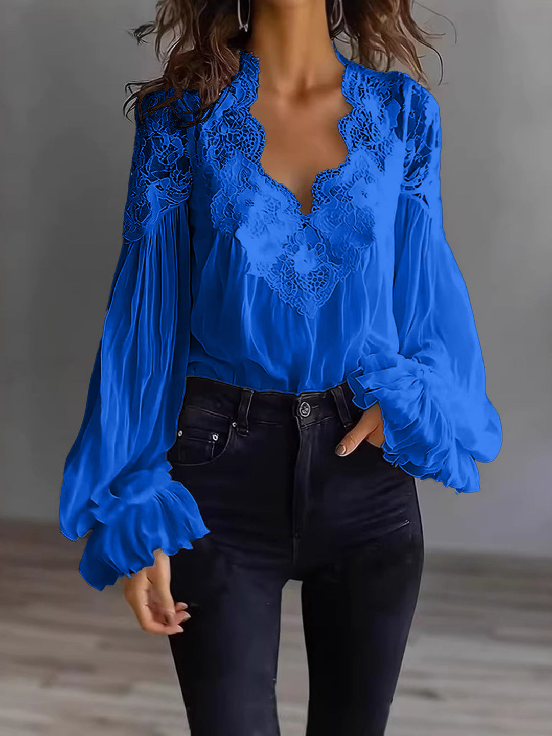 Grace | Floral Lace Scallop Neck Lantern Sleeve Blouse