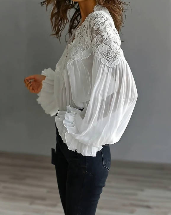 Grace | Floral Lace Scallop Neck Lantern Sleeve Blouse