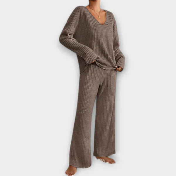 Ribbed Loungewear Set | Cozy and Stylish Outfit
